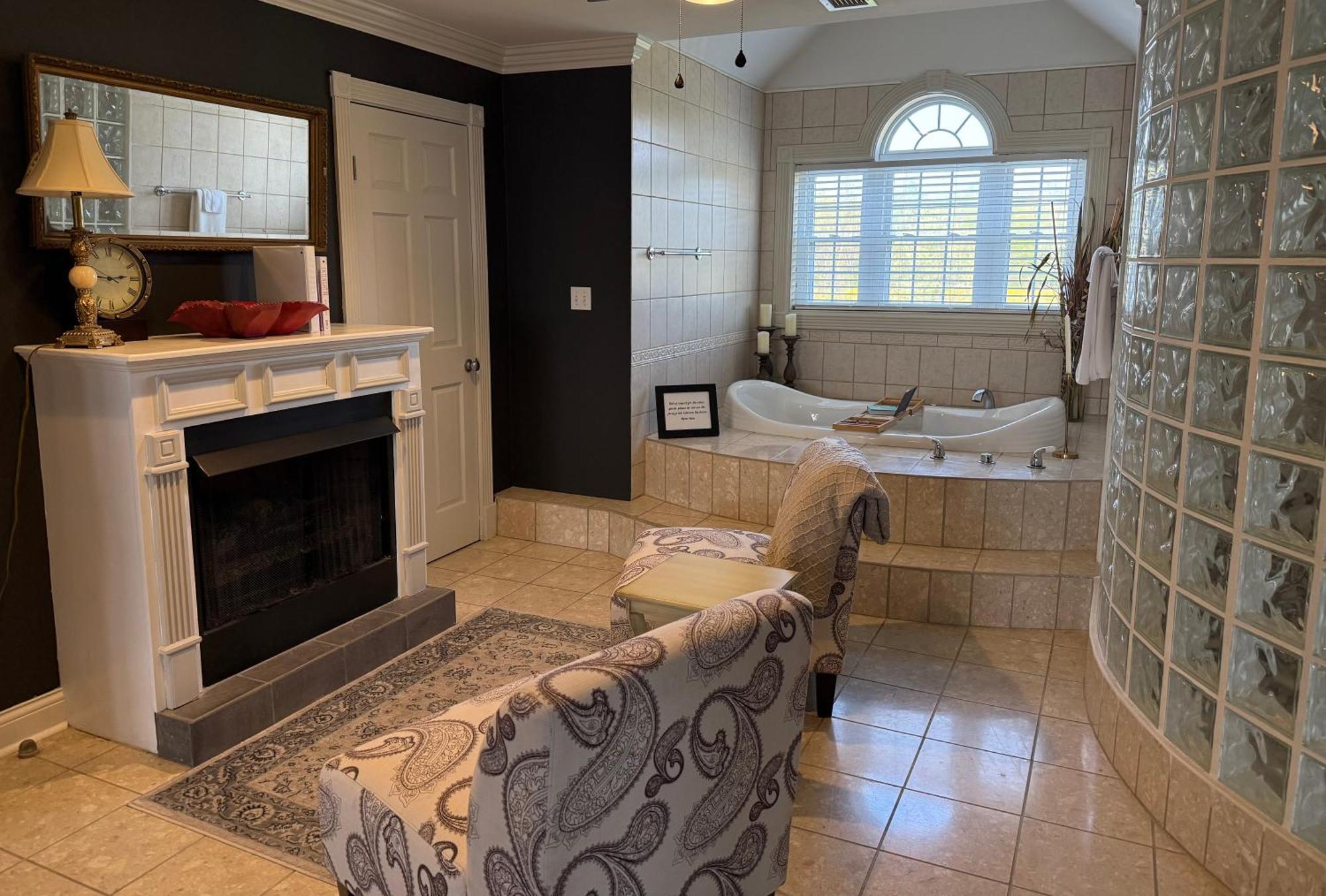 Barren Breeze Bed And Breakfast Lucas Bagian luar foto